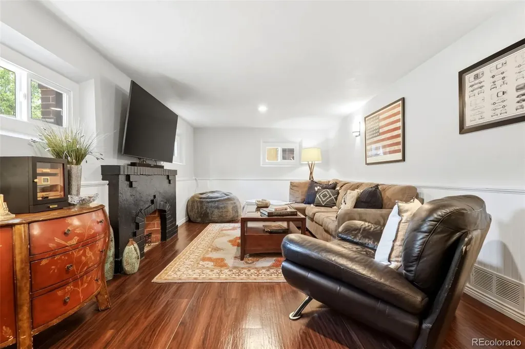 439 Eudora Street Denver CO 80220