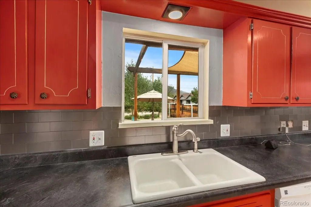 549 Blake Street Salida CO 81201