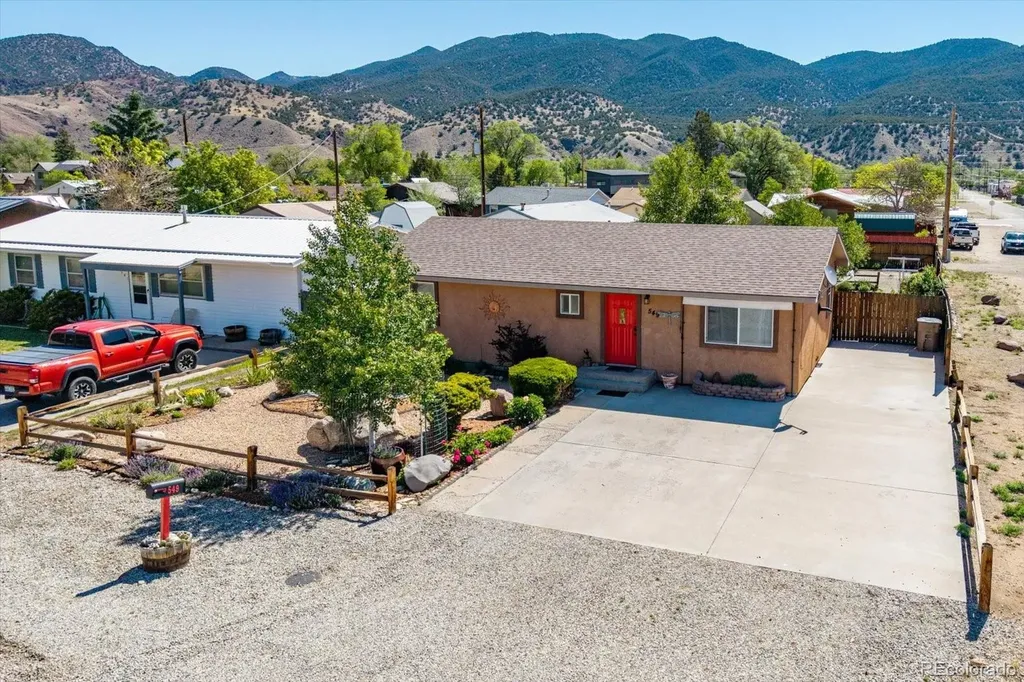 549 Blake Street Salida CO 81201