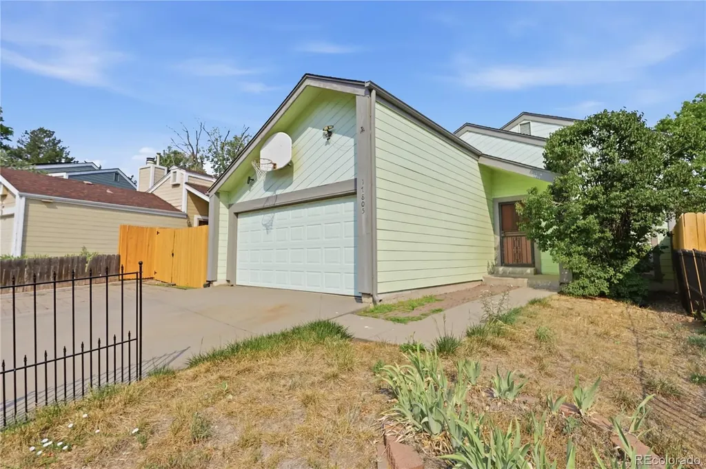 17805 E Ada Drive Aurora CO 80017