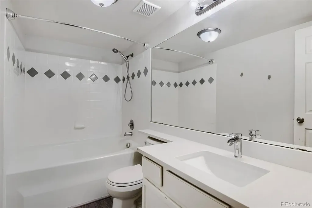 6731 S Ivy Way Centennial CO 80112