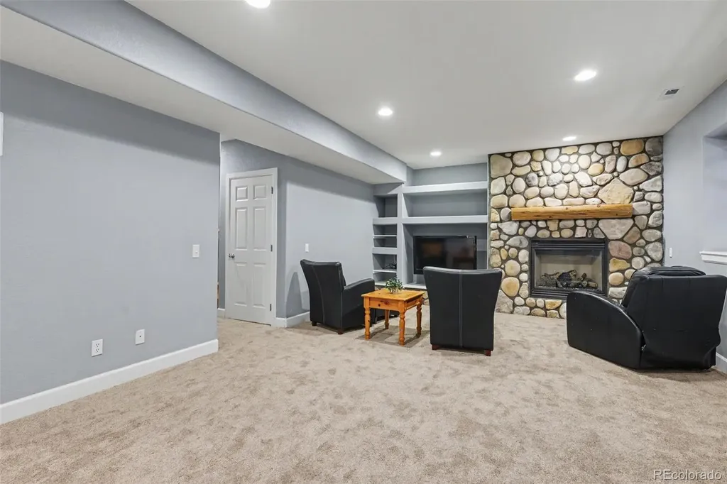 17910 Grama Ridge Colorado Springs CO 80908
