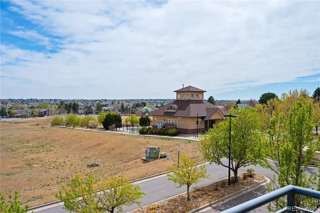 621 S Fairplay Street Aurora CO 80012