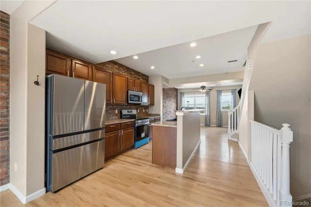 621 S Fairplay Street Aurora CO 80012