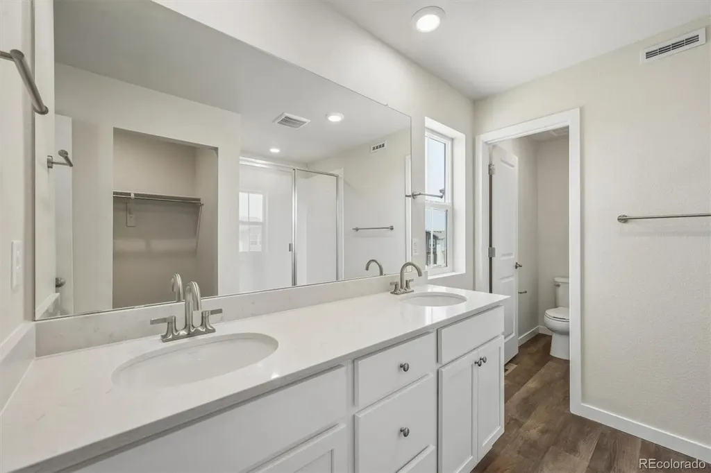 9363 Danube Street Commerce City CO 80022