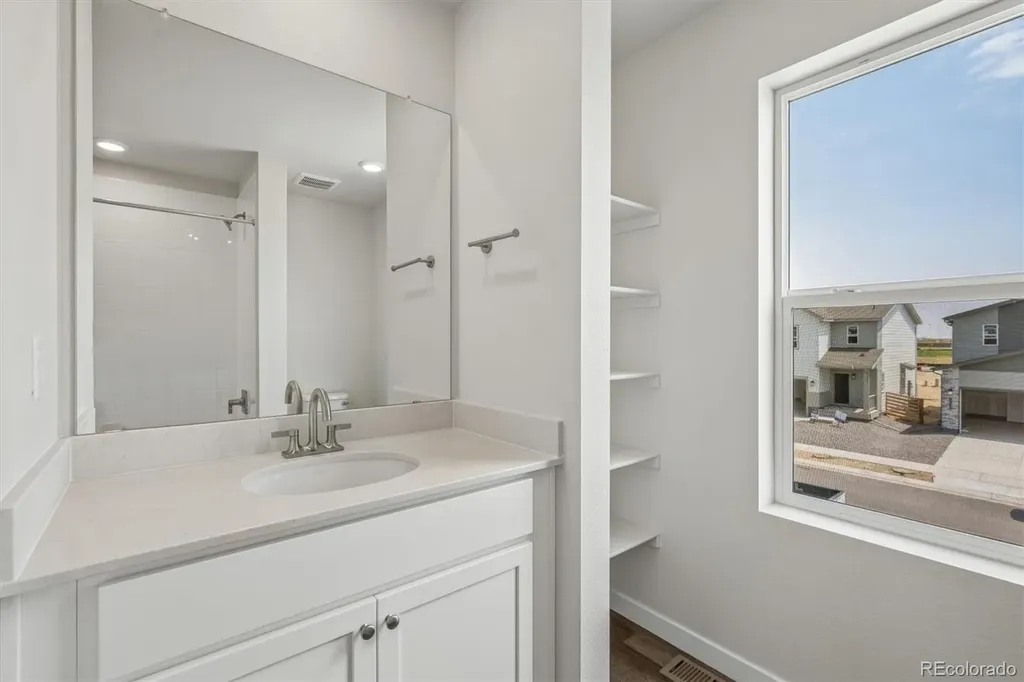 9363 Danube Street Commerce City CO 80022