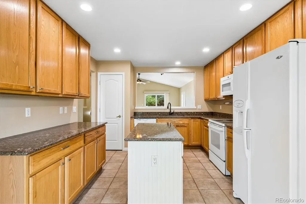 21147 Hawthorne Lane Parker CO 80138
