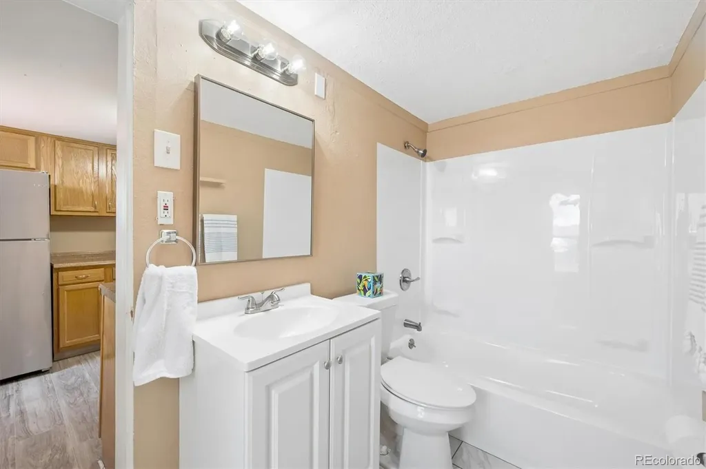 4755 S Sherman Street Englewood CO 80113