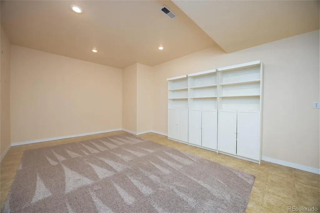 2504 Pine Valley View Colorado Springs CO 80920