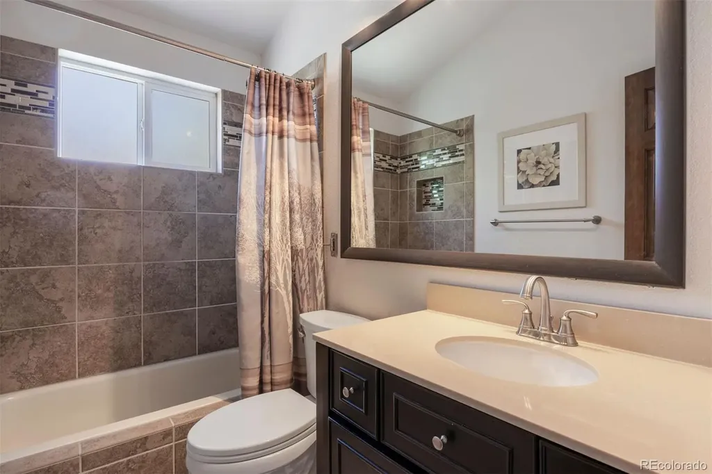 4842 S Bahama Way Aurora CO 80015