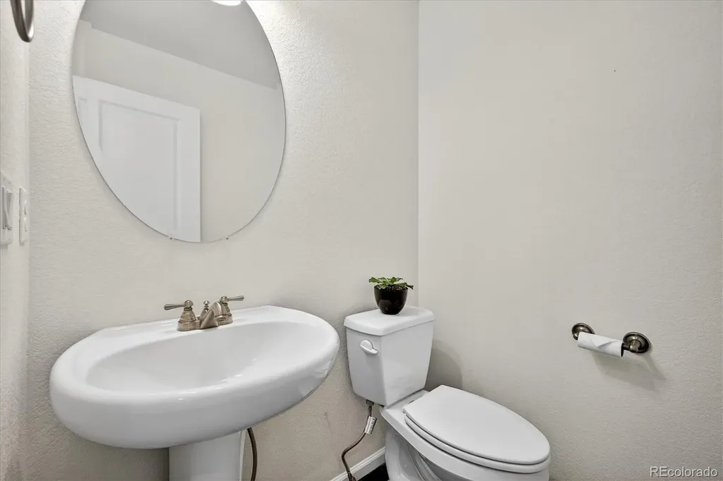 14801 E Poundstone Drive Aurora CO 80015