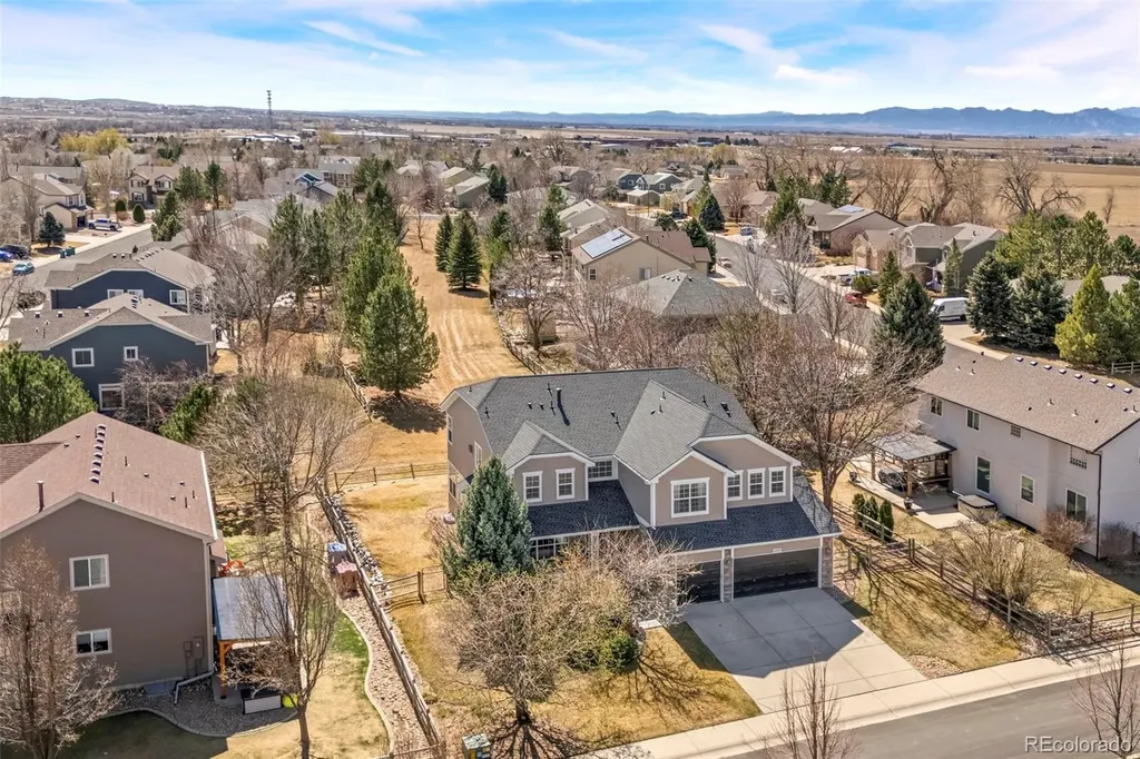 2080 Pearl Howlett Road Longmont CO 80504