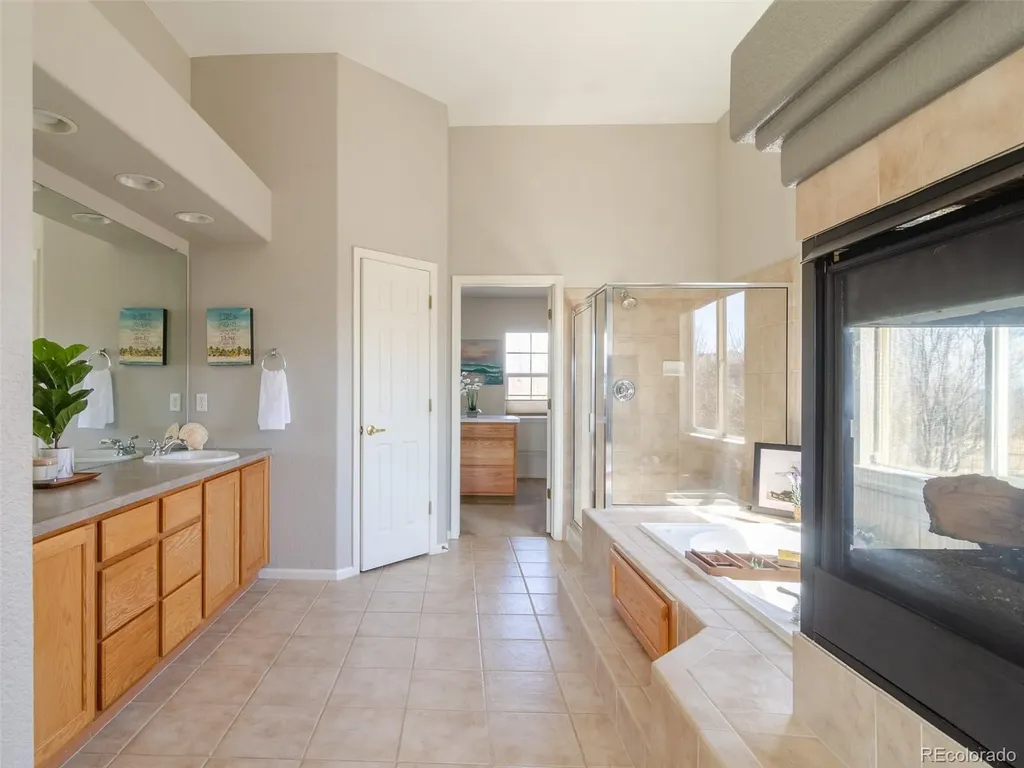 2080 Pearl Howlett Road Longmont CO 80504