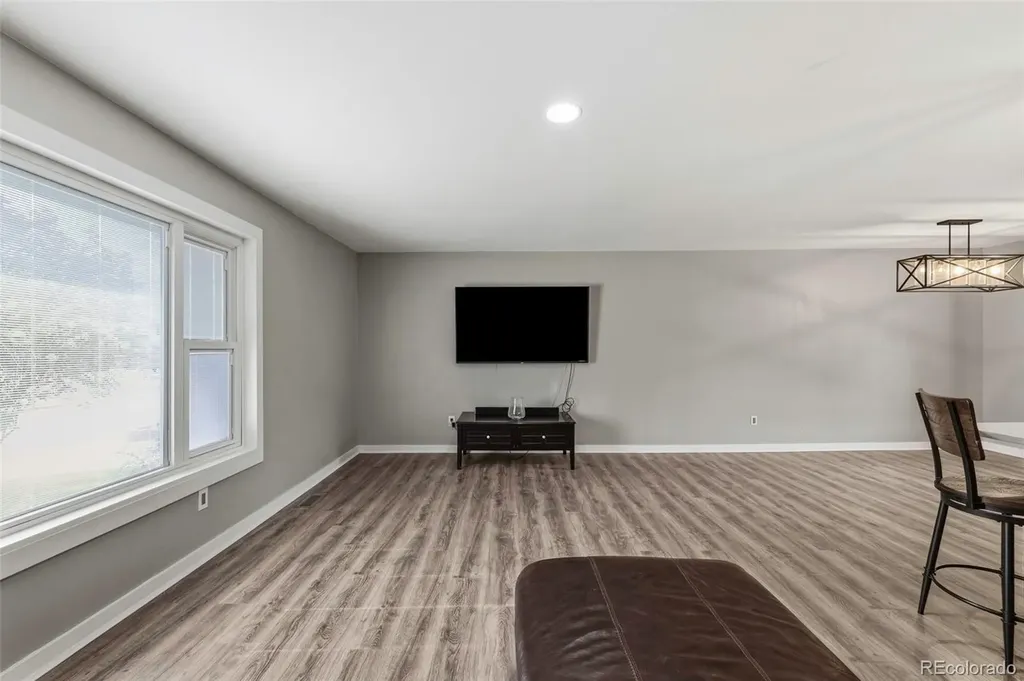 550 S Estes Street Lakewood CO 80226