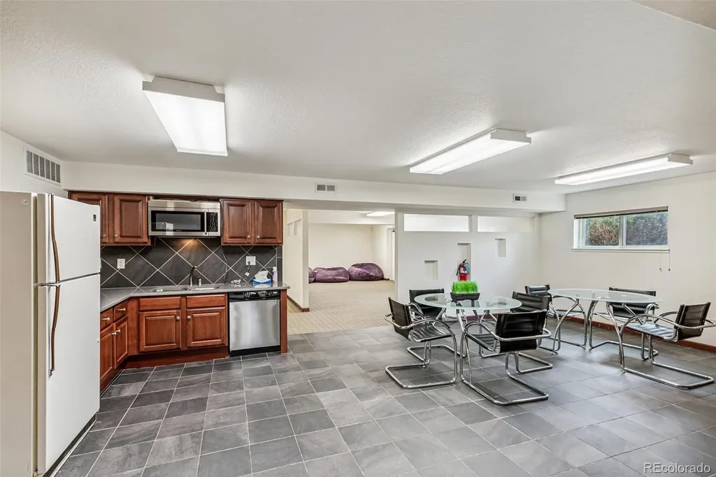 8687 W 108th Avenue Broomfield CO 80021