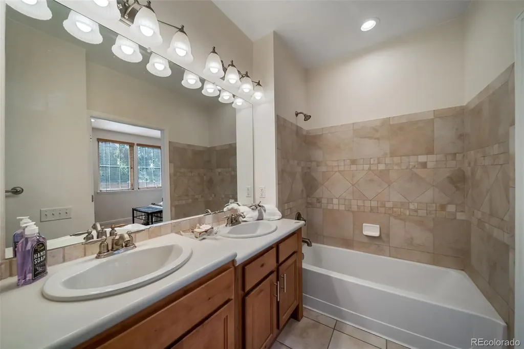 23372 E Chenango Place Aurora CO 80016
