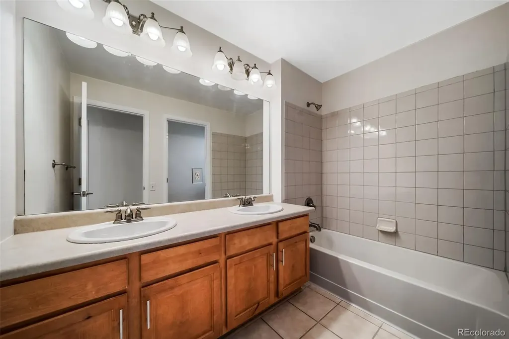 23372 E Chenango Place Aurora CO 80016