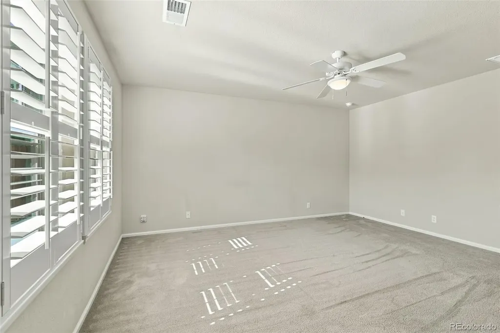 5526 Lewiston Street Denver CO 80239