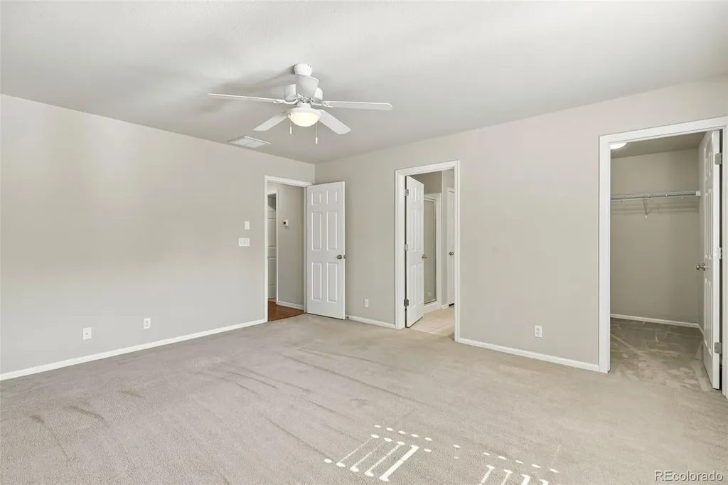 5526 Lewiston Street Denver CO 80239