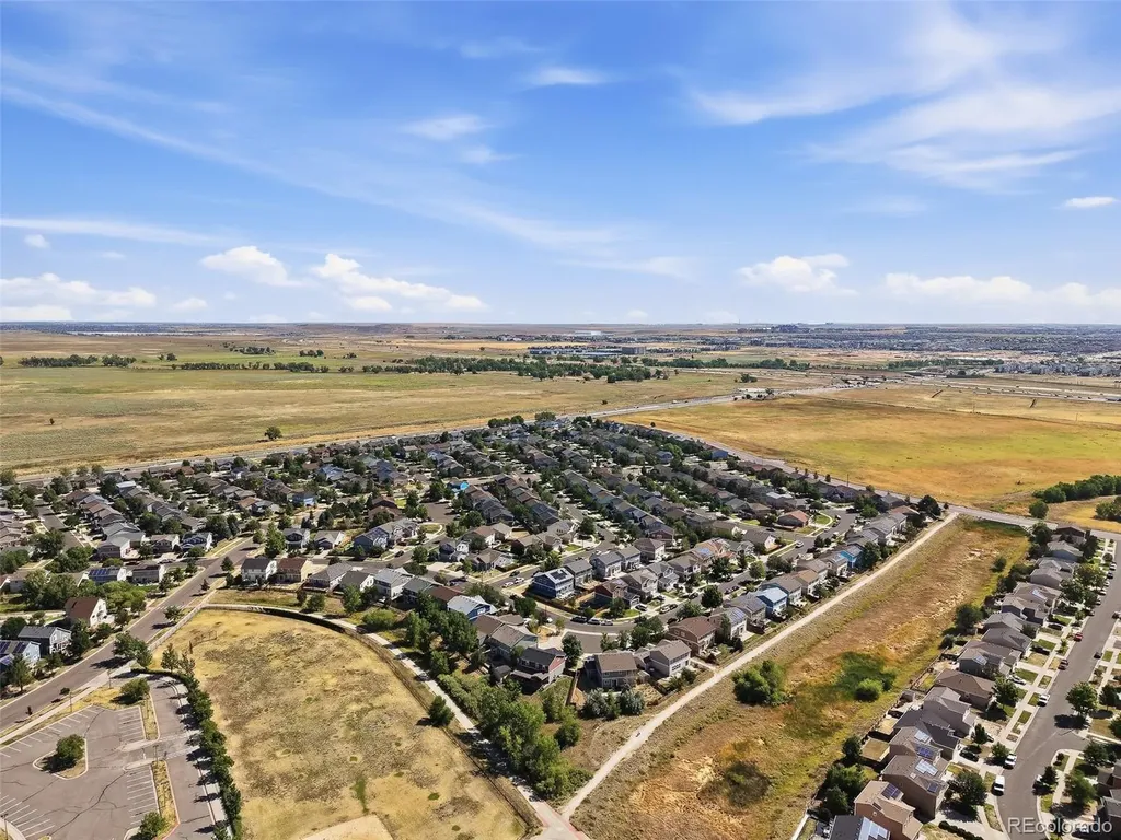 5526 Lewiston Street Denver CO 80239