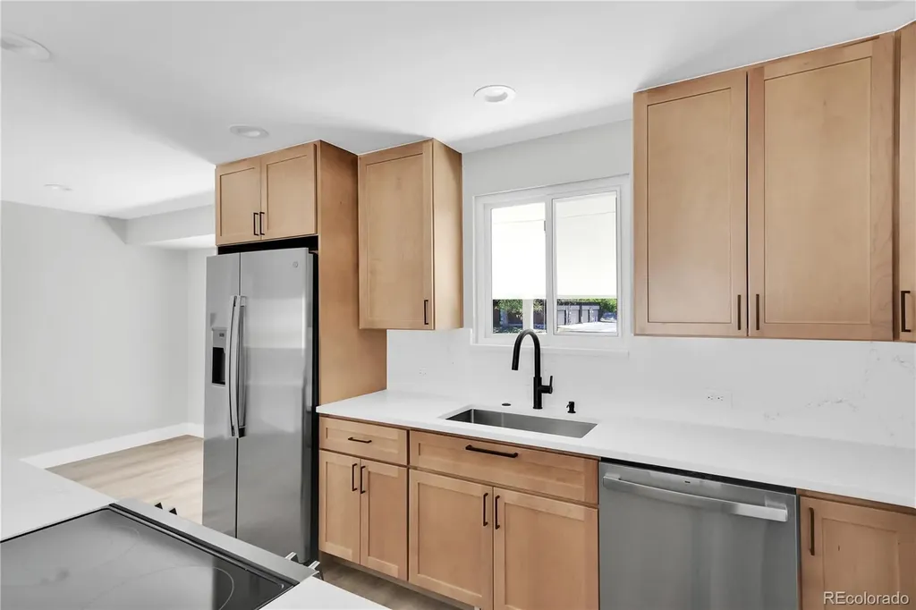 9204 W Colorado Avenue Lakewood CO 80232
