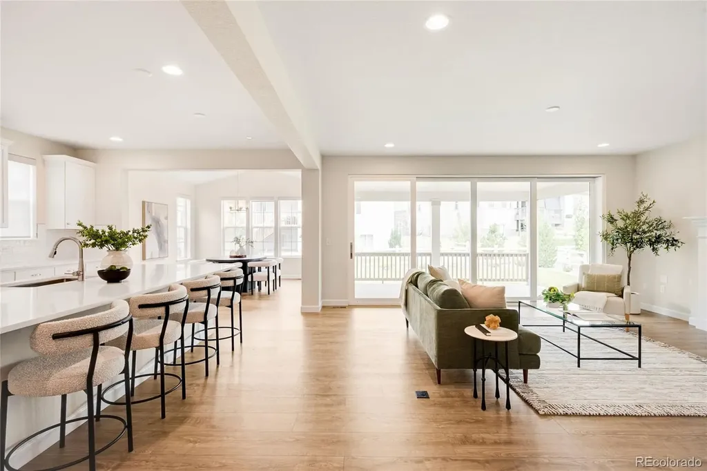7110 S White Crow Way Aurora CO 80016