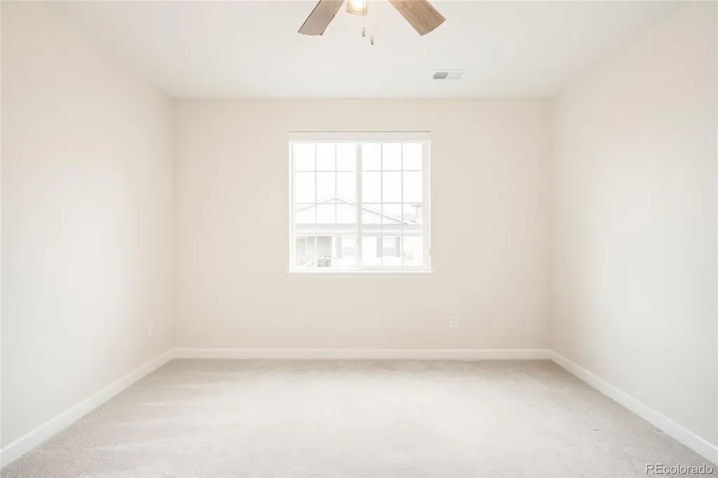 7110 S White Crow Way Aurora CO 80016