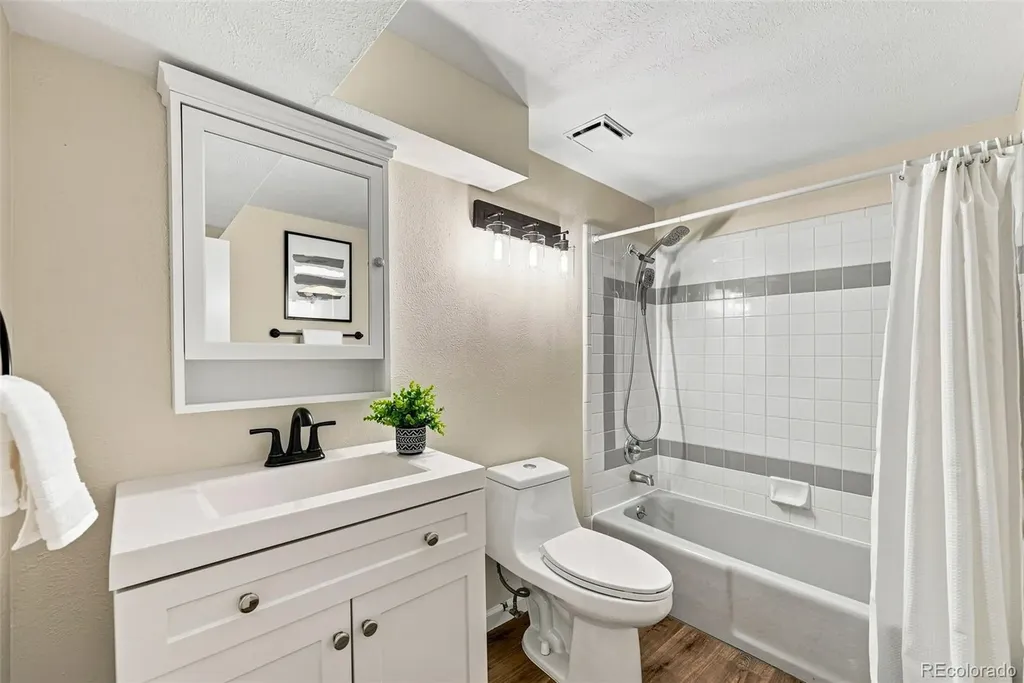11522 Kendall Street Westminster CO 80020