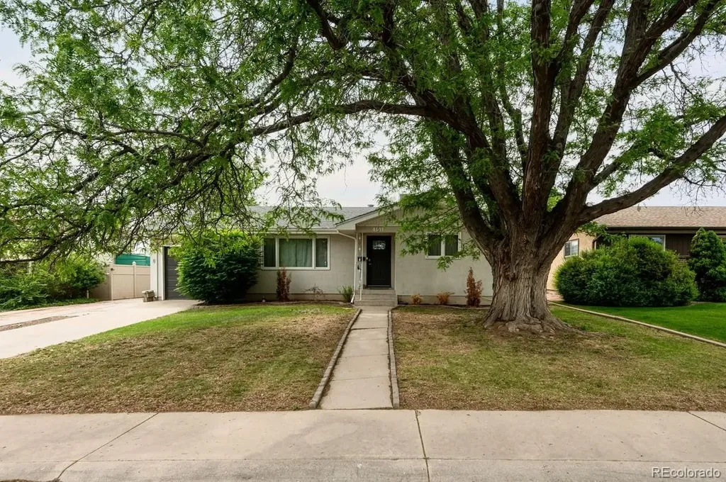 151 Cornell Circle Pueblo CO 81005