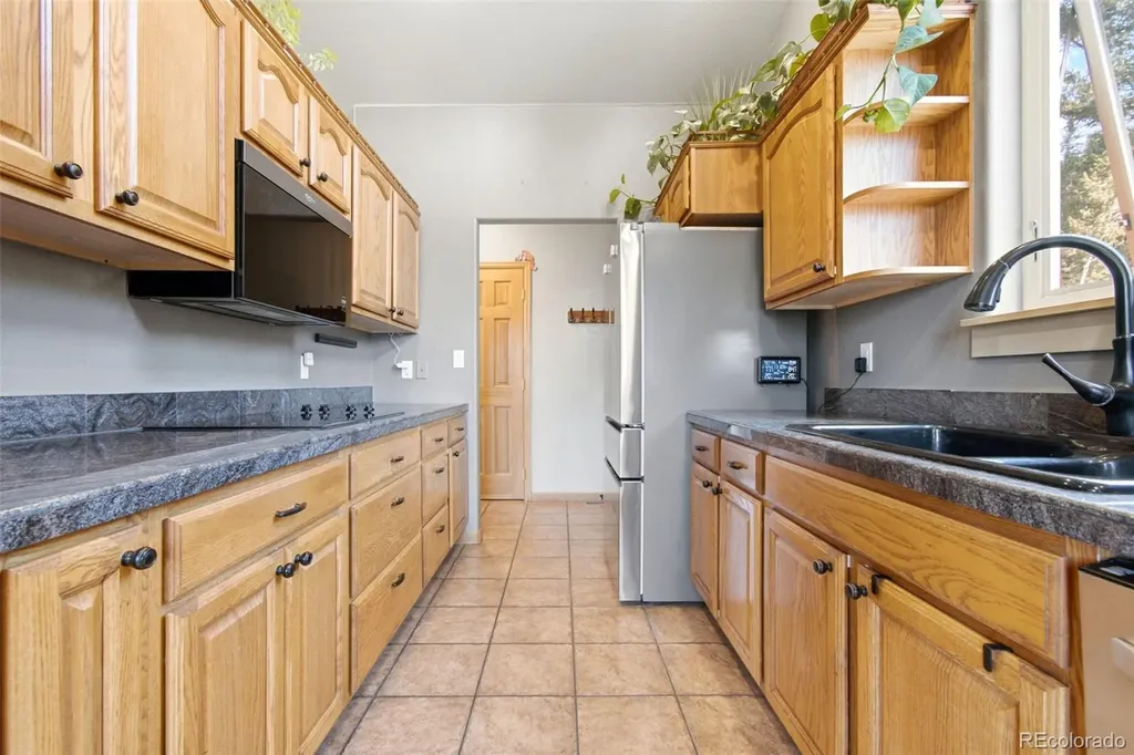 278 Hayes Street Bailey CO 80421
