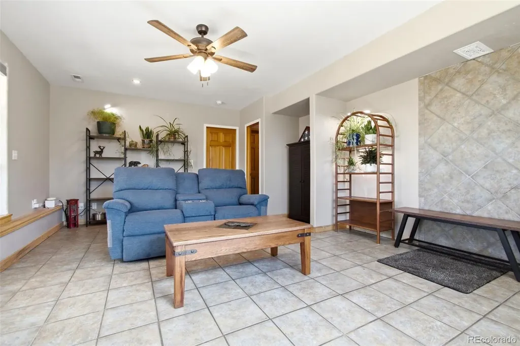 278 Hayes Street Bailey CO 80421