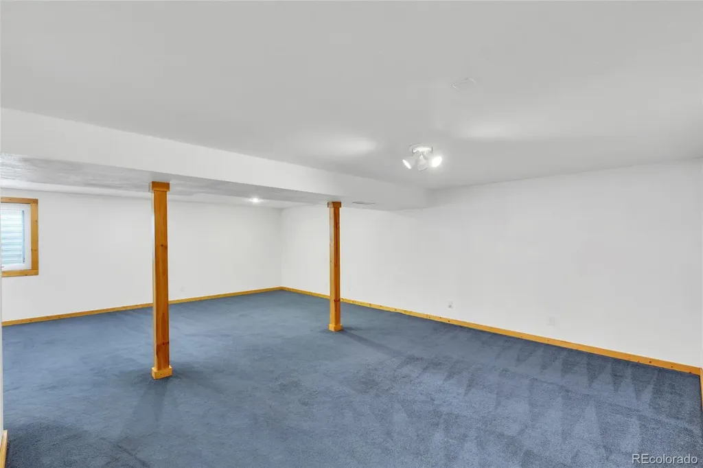 35 Sunset Court Hudson CO 80642