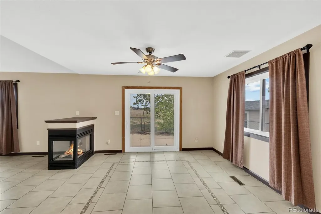 35 Sunset Court Hudson CO 80642