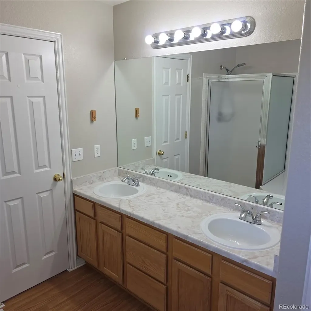 2866 S Tower Way Aurora CO 80013