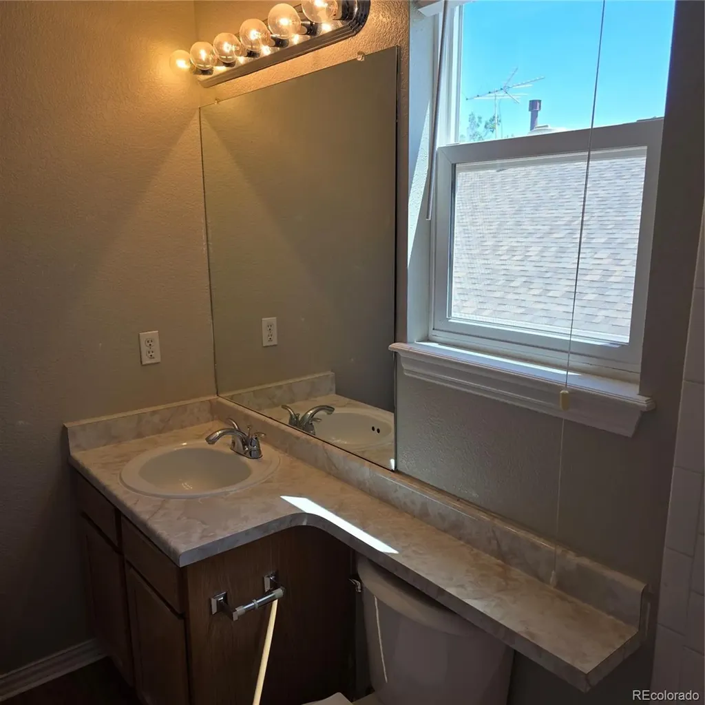 2866 S Tower Way Aurora CO 80013