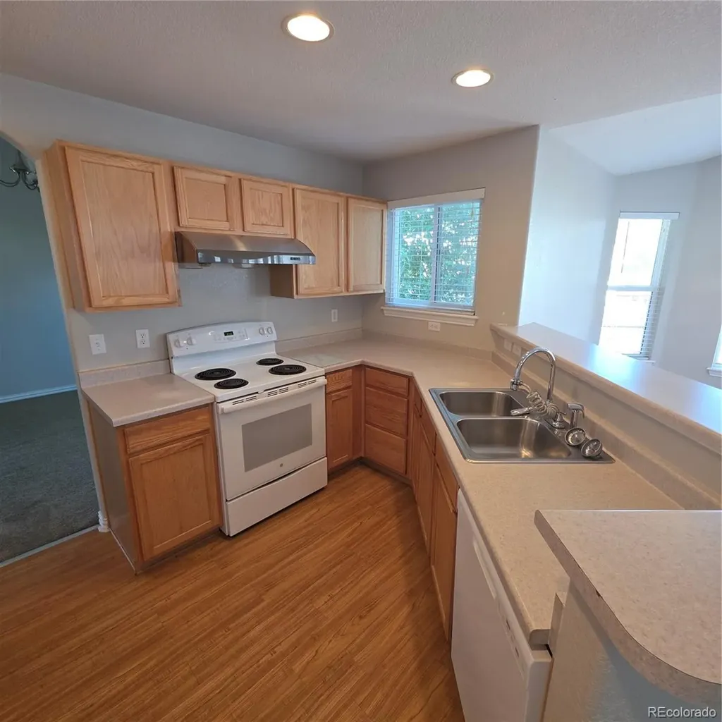 2866 S Tower Way Aurora CO 80013