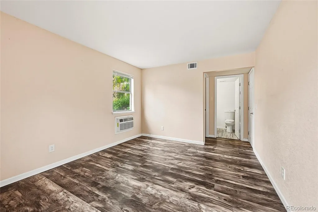 4896 S Dudley Street Littleton CO 80123