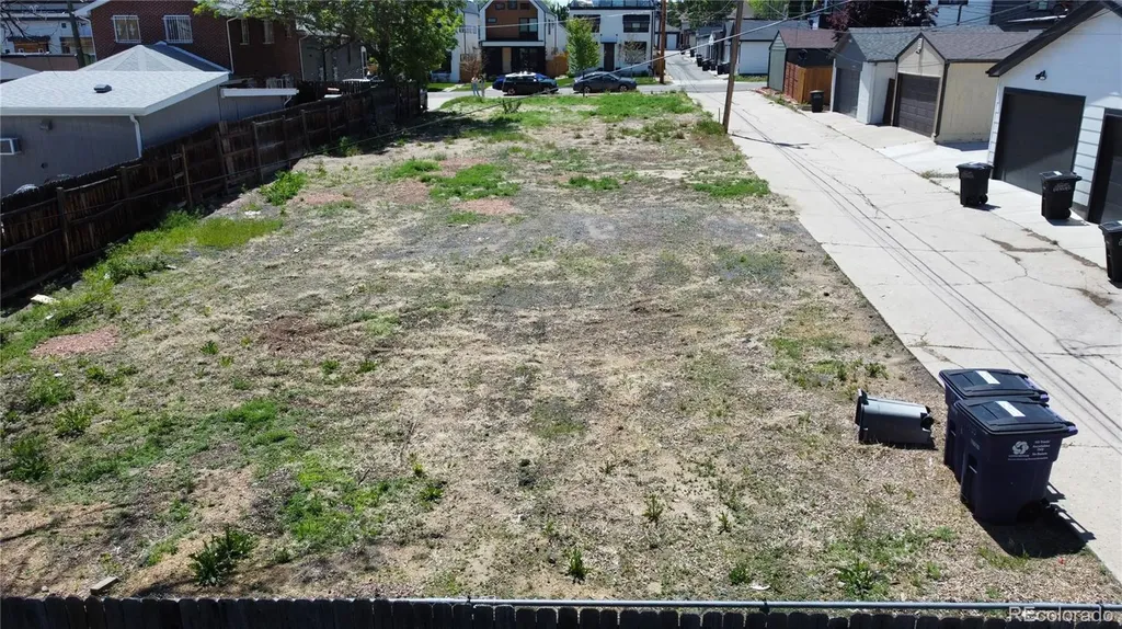1733 W 37th Avenue Denver CO 80211