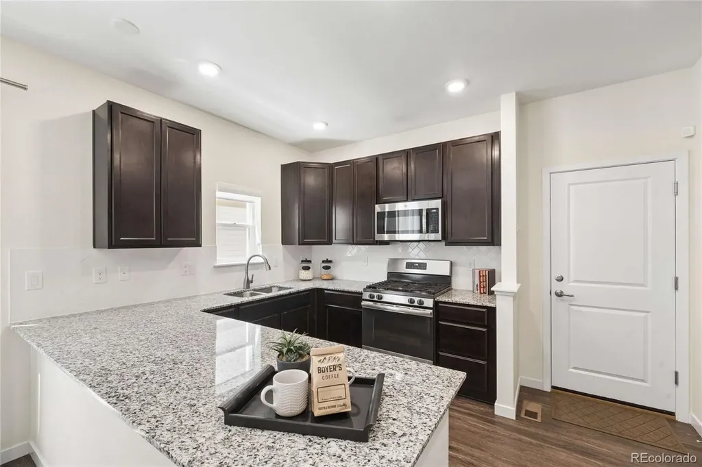 2887 S Fox Street Englewood CO 80110
