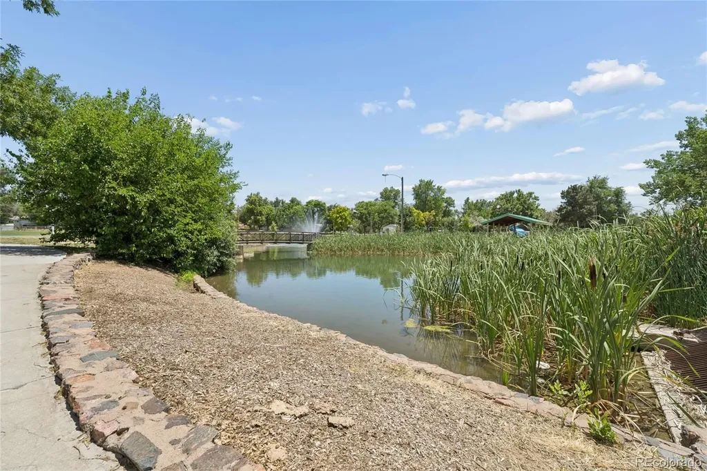 2887 S Fox Street Englewood CO 80110