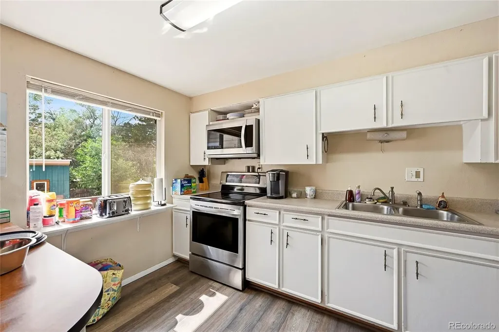 9651 Fox Street Denver CO 80260