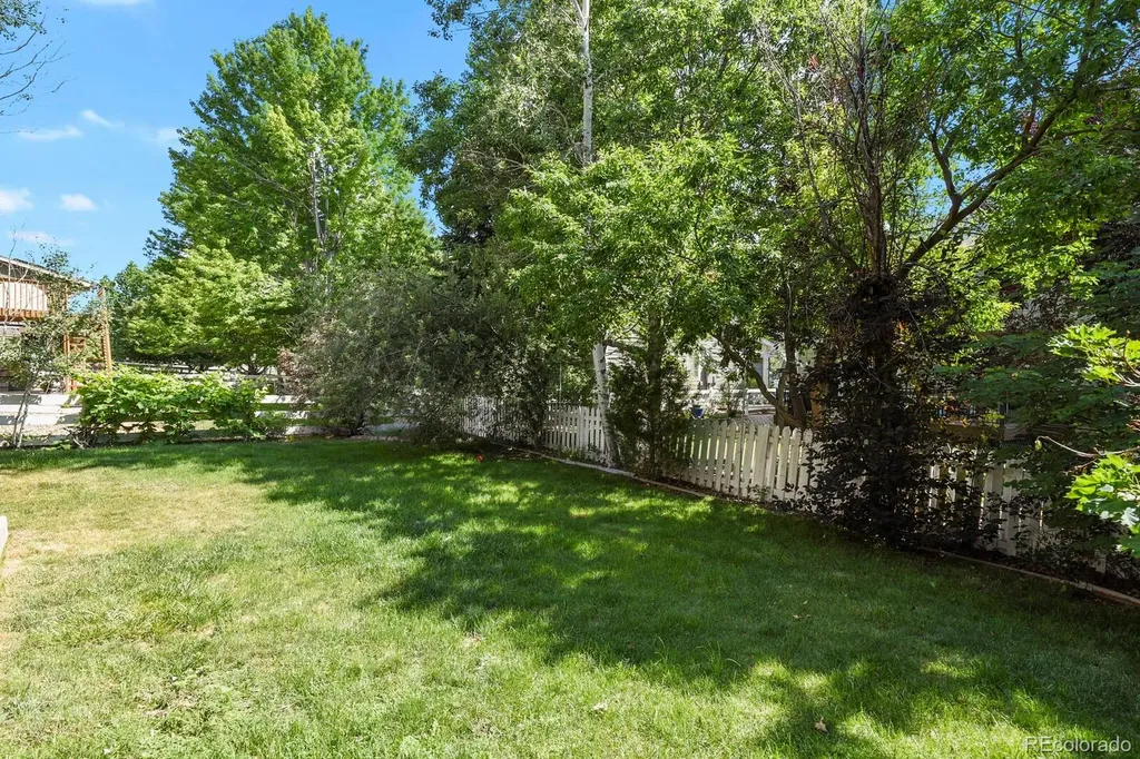 20734 E Peakview Place Aurora CO 80016