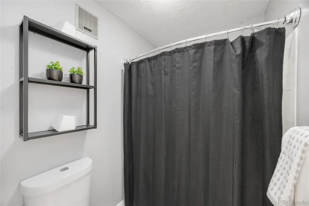 14469 E 1st Drive Aurora CO 80011
