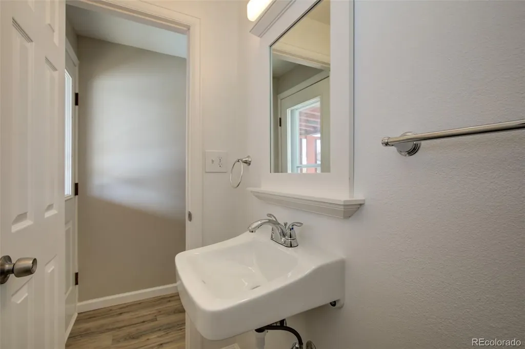 1325 Merl Place Longmont CO 80501