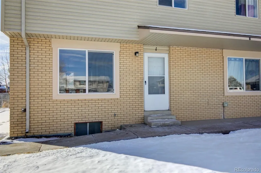 1325 Merl Place Longmont CO 80501