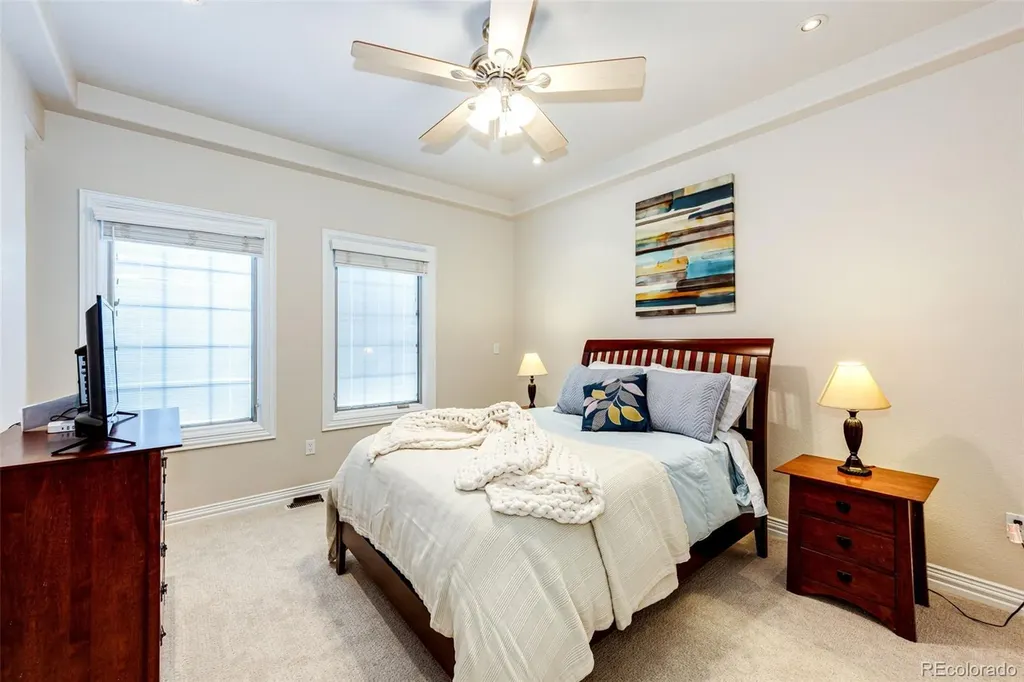 4238 S Dearborn Court Aurora CO 80014