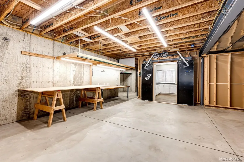4238 S Dearborn Court Aurora CO 80014