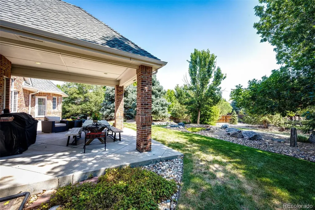 4238 S Dearborn Court Aurora CO 80014