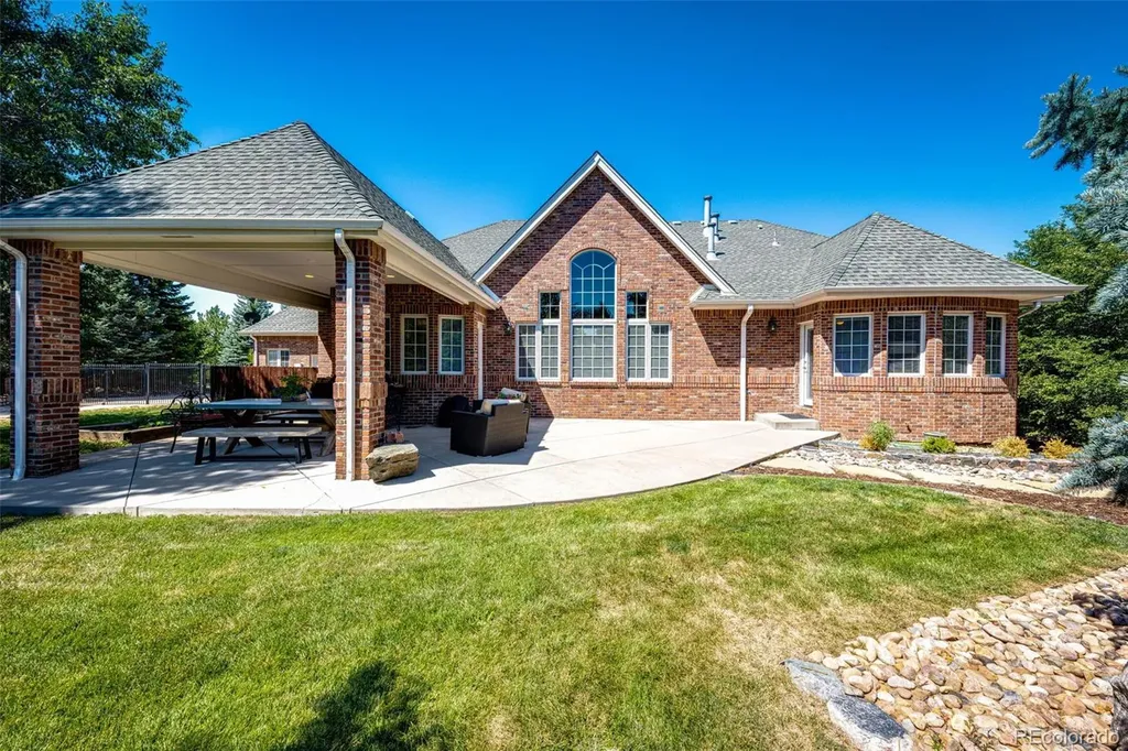 4238 S Dearborn Court Aurora CO 80014