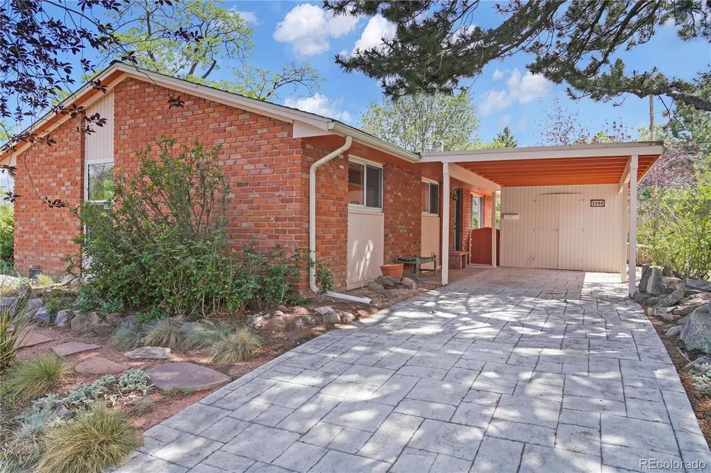 3290 Darley Avenue Boulder CO 80305
